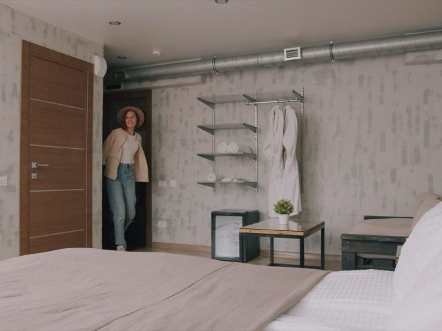 Location courte durée vs hôtel : budget et confort